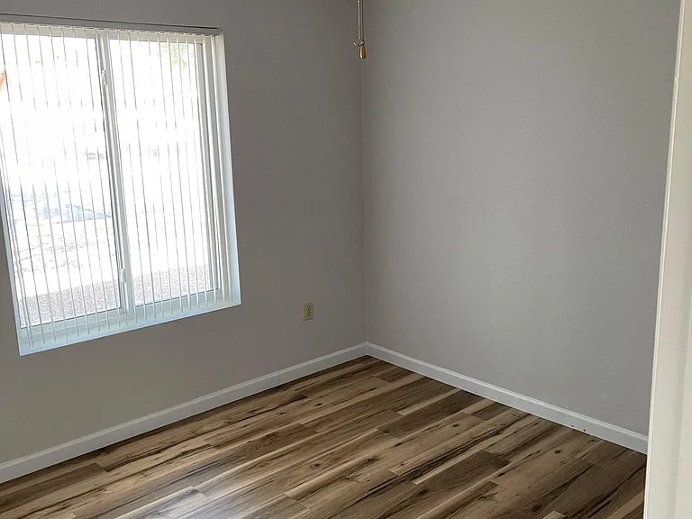 3443 E Poinsettia Dr — Photo 11