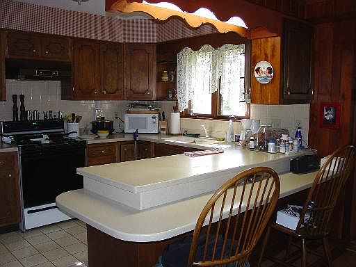 4th image of 8N570 Wildwood Dr