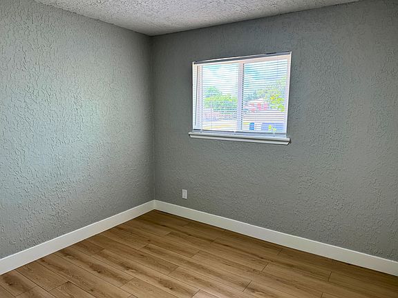 5th image of 1710 10th St #11208694