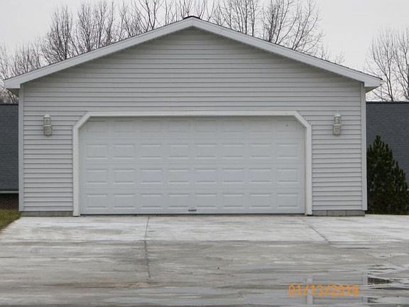 4th image of 999 S Crestwood Dr