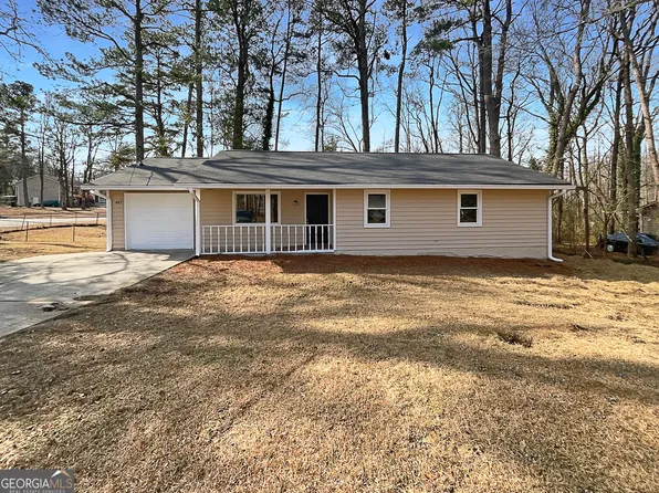 407 Old Towne Cir, Lawrenceville, GA 30046