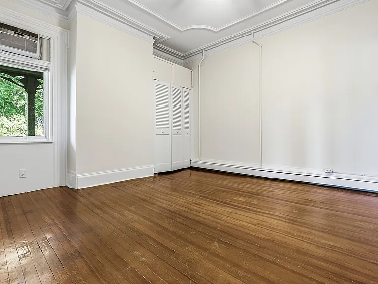 15 Main St #2 — Photo 3