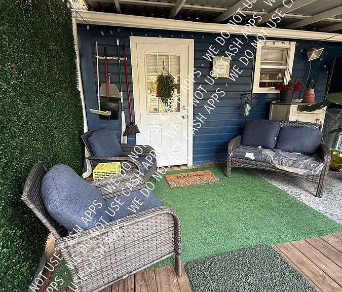 803 Markus Ave #B — Photo 3
