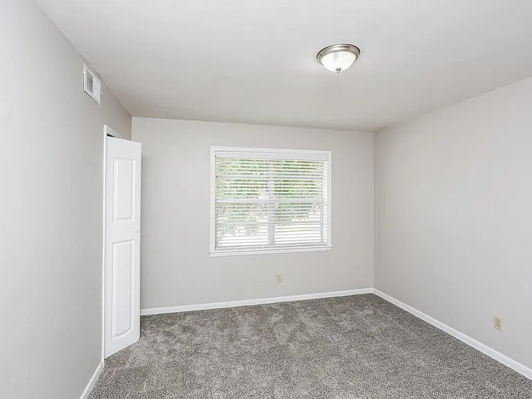 3259 Powers Rd — Photo 14