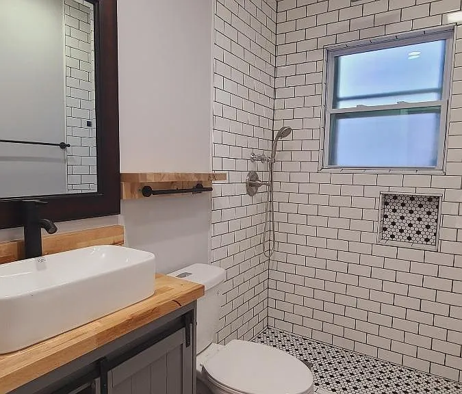 44 Cottage Ave #2 — Photo 6