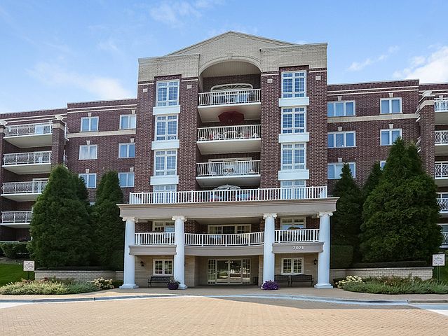 1st image of 7071 W Touhy Ave APT 407