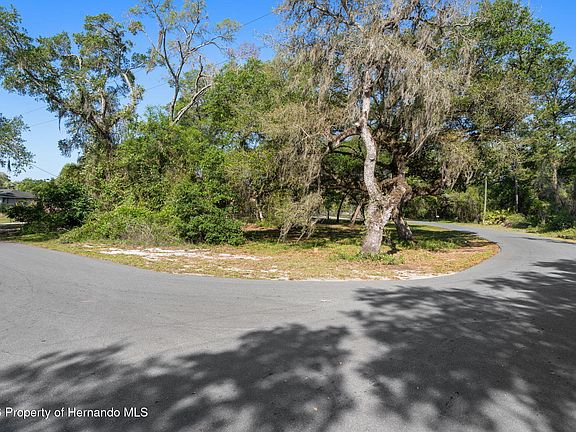 3rd image of 5043 Cardinal Dr