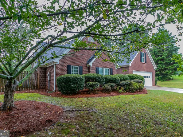 7270 Valley Forest Dr, Cumming, GA 30041