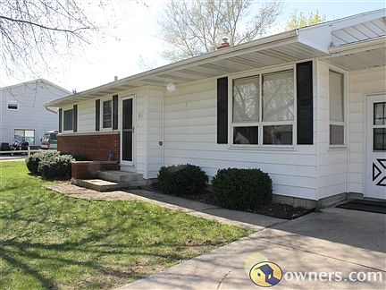 1st image of 817 S Nash St