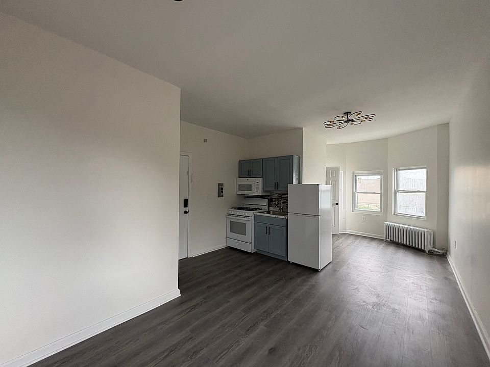 1st image of 101 Camden St #C