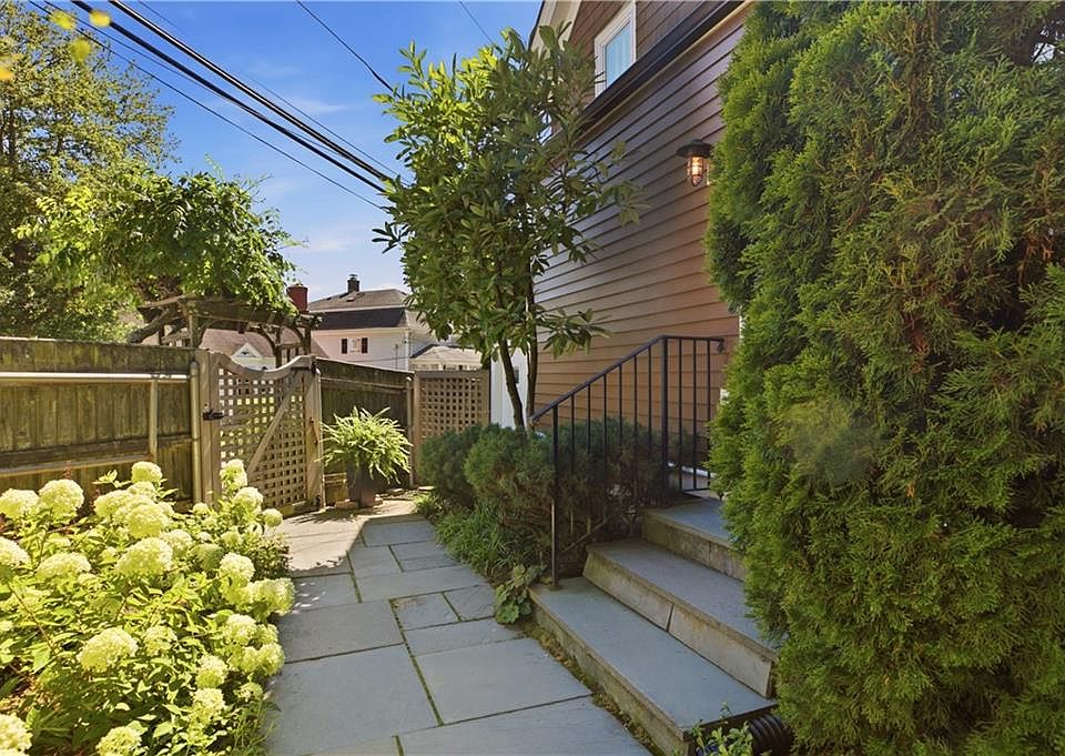 1st image of 83 Malbone Rd
