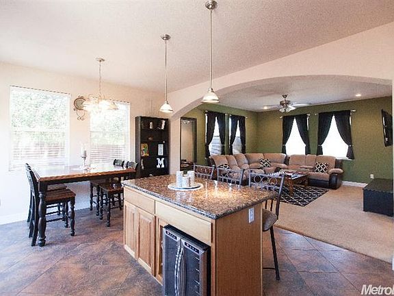 5th image of 4323 Carmelo Oaks Ct