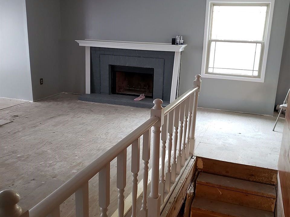 2nd image of 5534 S Emporia St