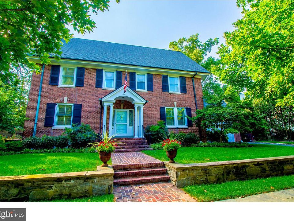 1st image of 1903 Riverview Ave