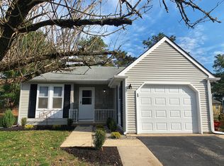 21 Stonybrook Rd, Whiting, NJ 08759