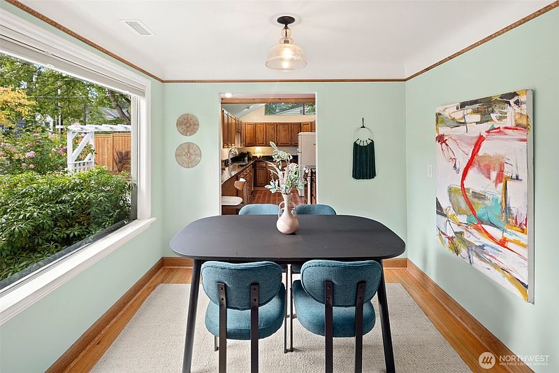 5th image of 10708 17th Avenue NE