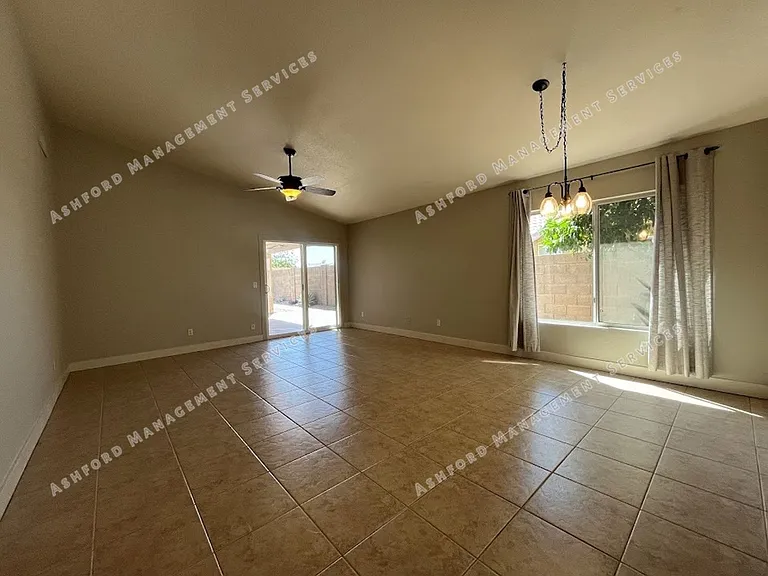 16261 N 91st Dr — Photo 10