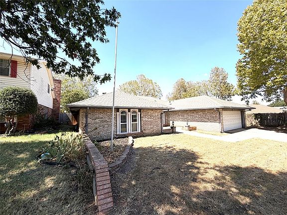 4th image of 9217 Sutton Pl