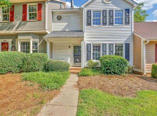 218 Woodburn Club Ln, Spartanburg, SC 29302