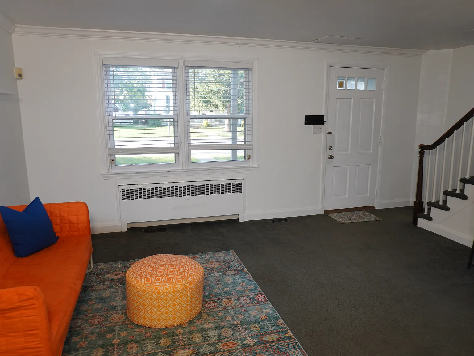 3 bed, 1.5 bath, 1200 sqft, $1,995 — Photo 3