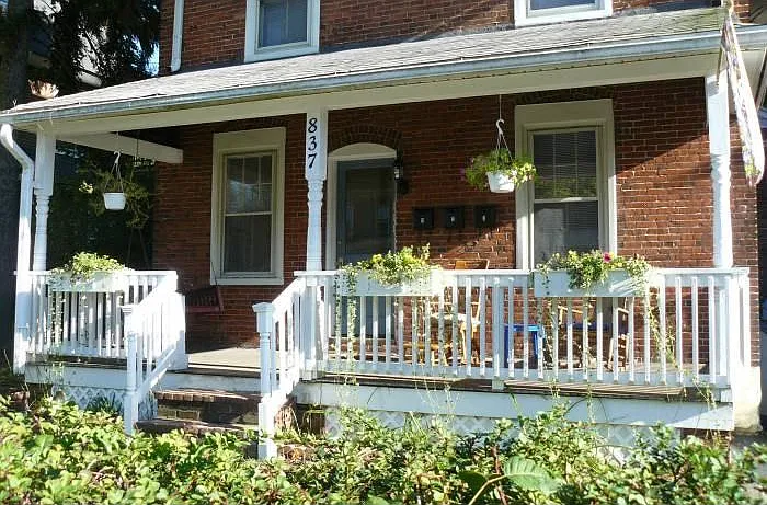 Apartment house front porch (for coffee & cocktails)