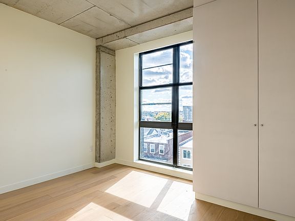 5th image of 69-12 Woodside Ave