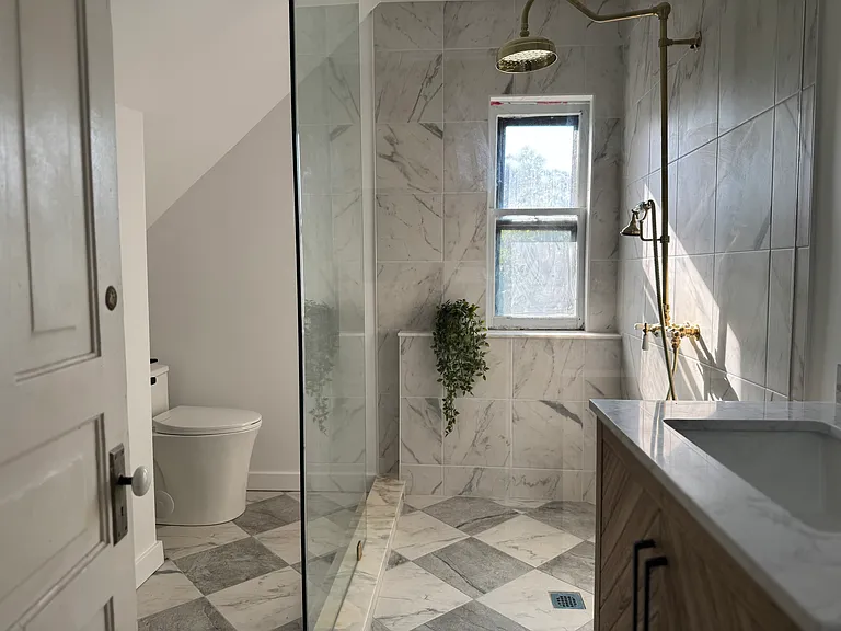 1257 Bagley St #2 — Photo 3