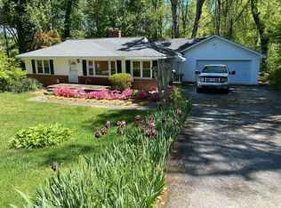 102 Bellview Dr, Taylors, SC 29687