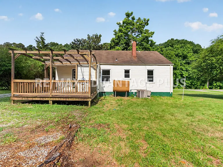 1552 Cumberland Rd — Photo 27