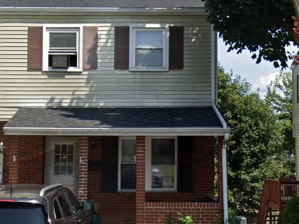 37 Cleveland St