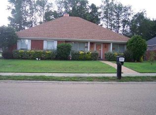 213 Chestnut Dr, Brandon, MS 39047