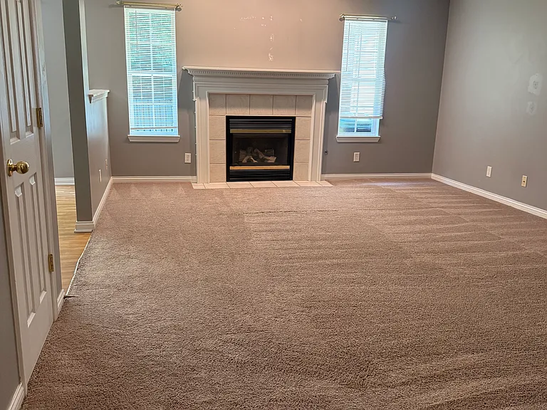 8120 Cedar Point Dr — Photo 3