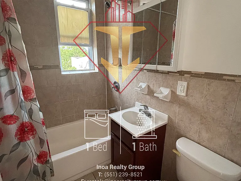 485 Garfield Ave #14 — Photo 6