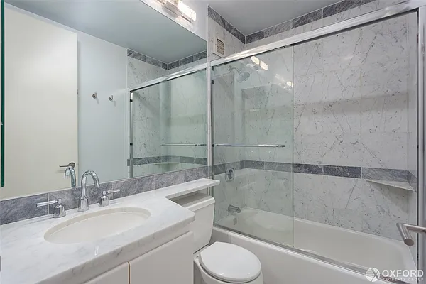 Rented by Oxford Property Group | media 14