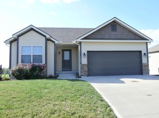 12880 NW Oakside Ct, Platte City, MO 64079
