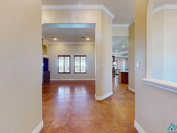 4th image of 1 Riverview Cir