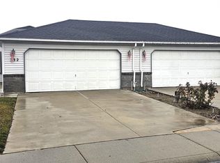 332 S Valley Dr, Nampa, ID 83686
