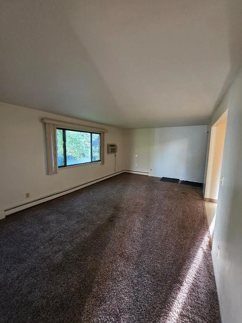 2115 E Divide Ave - 12 — Photo 1