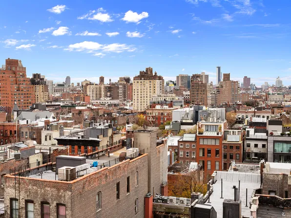 302 West 12th Street image 9 of 14