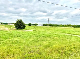 106204 Rodeo Dr #31, McLoud, OK 74851