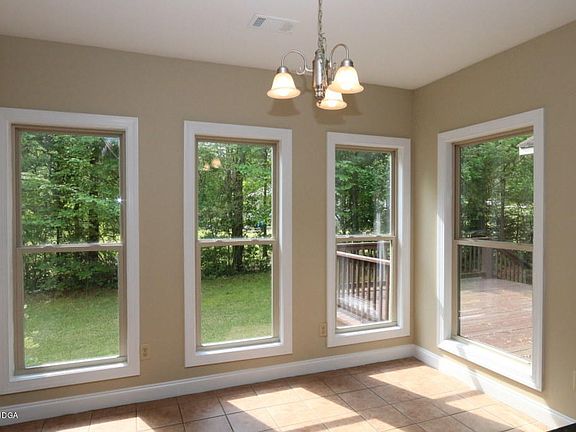 4th image of 114 Margharetta Dr