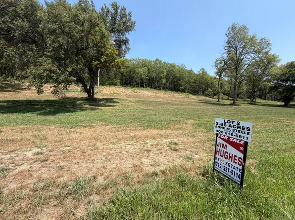 2286 Bluff Rd, Sidney, IA 51652