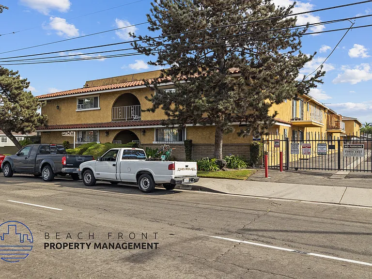 11714 Bellflower Blvd — Photo 7