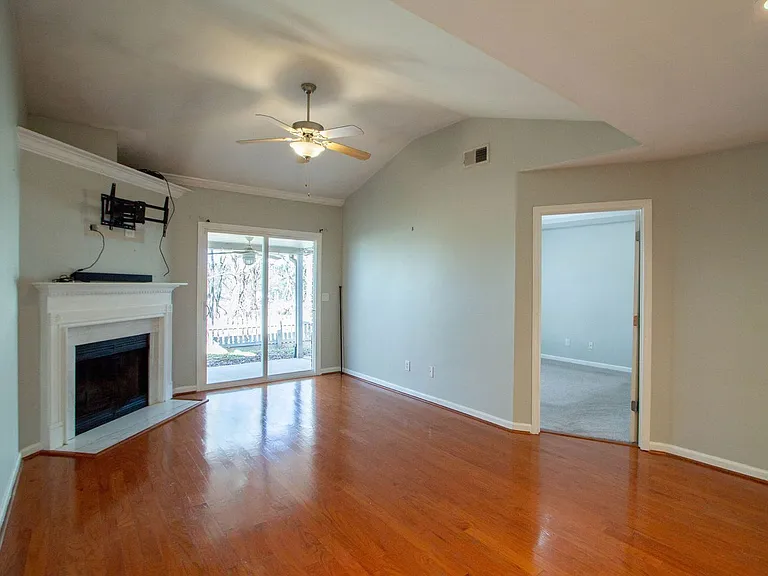 157 Hayesbury Ct — Photo 14
