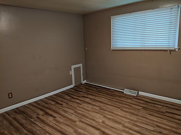 4th image of 6901 Hubbard St