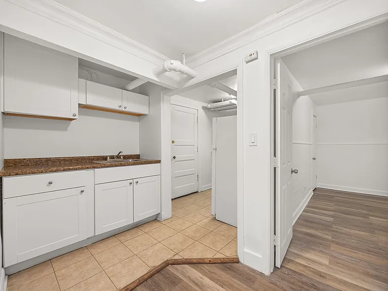 1900 S 51st Ave #5111-W — Photo 2