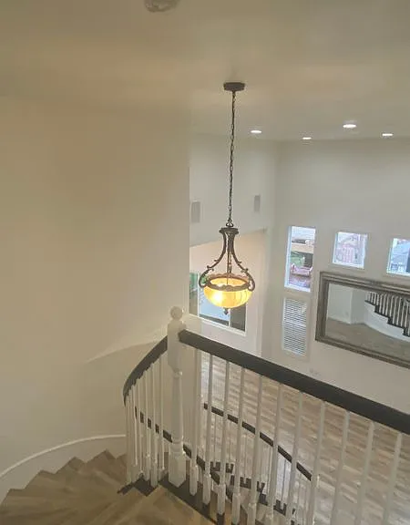 57 Bella Donaci — Photo 12