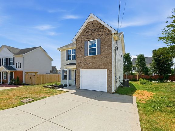 3rd image of 1327 Tonya Dr