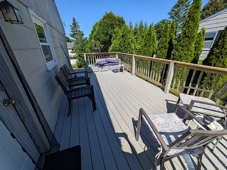 118 Center Ave — Photo 14