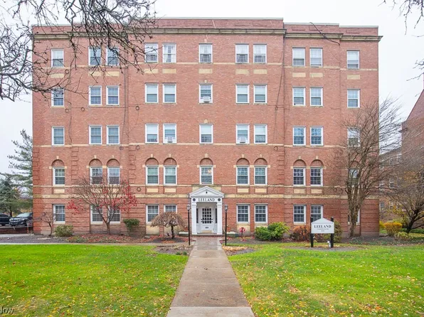 15820 Van Aken Blvd APT 407, Shaker Heights, OH 44120